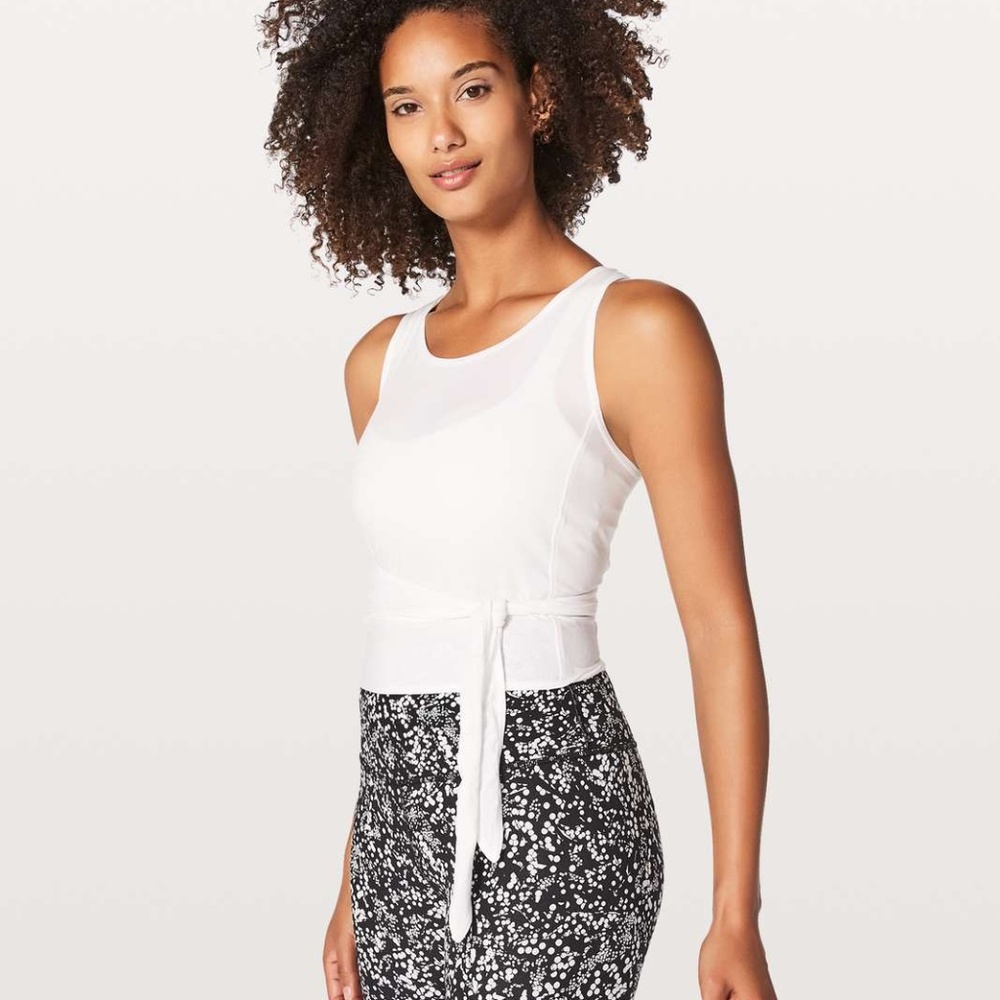 Lululemon "Its a Tie Tank", size 8 white